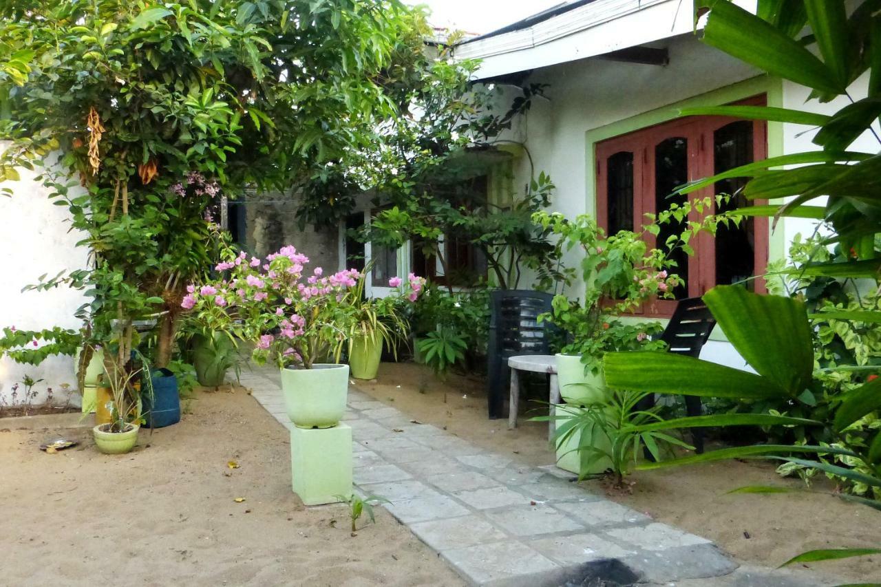 Grace Homestay Negombo Extérieur photo